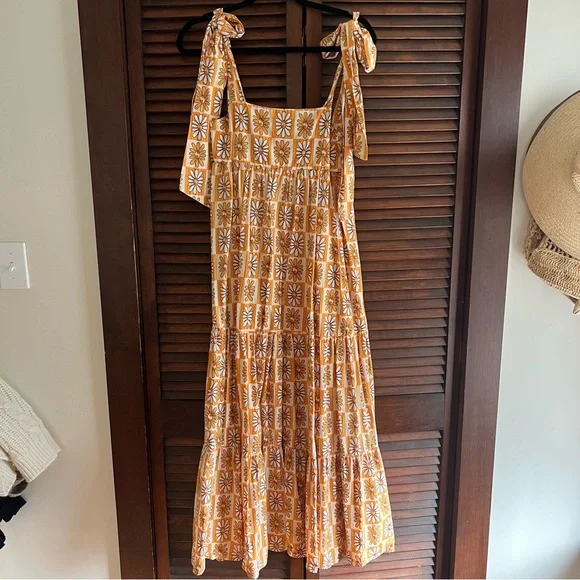 Damson Madder Hettie Maxi Dress - Picture 2 of 6